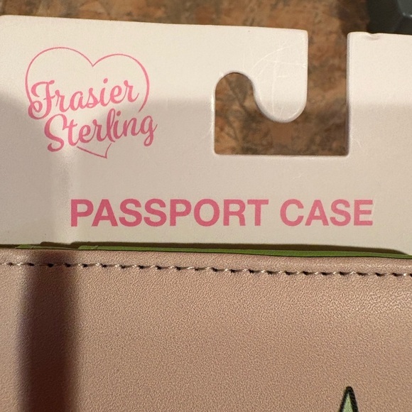 Frasier Sterling Lemon Passport Holder - Picture 7 of 9